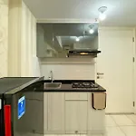 Homey And Comfort 2Br At Springlake Summarecon Bekasi Apartment By Travelio