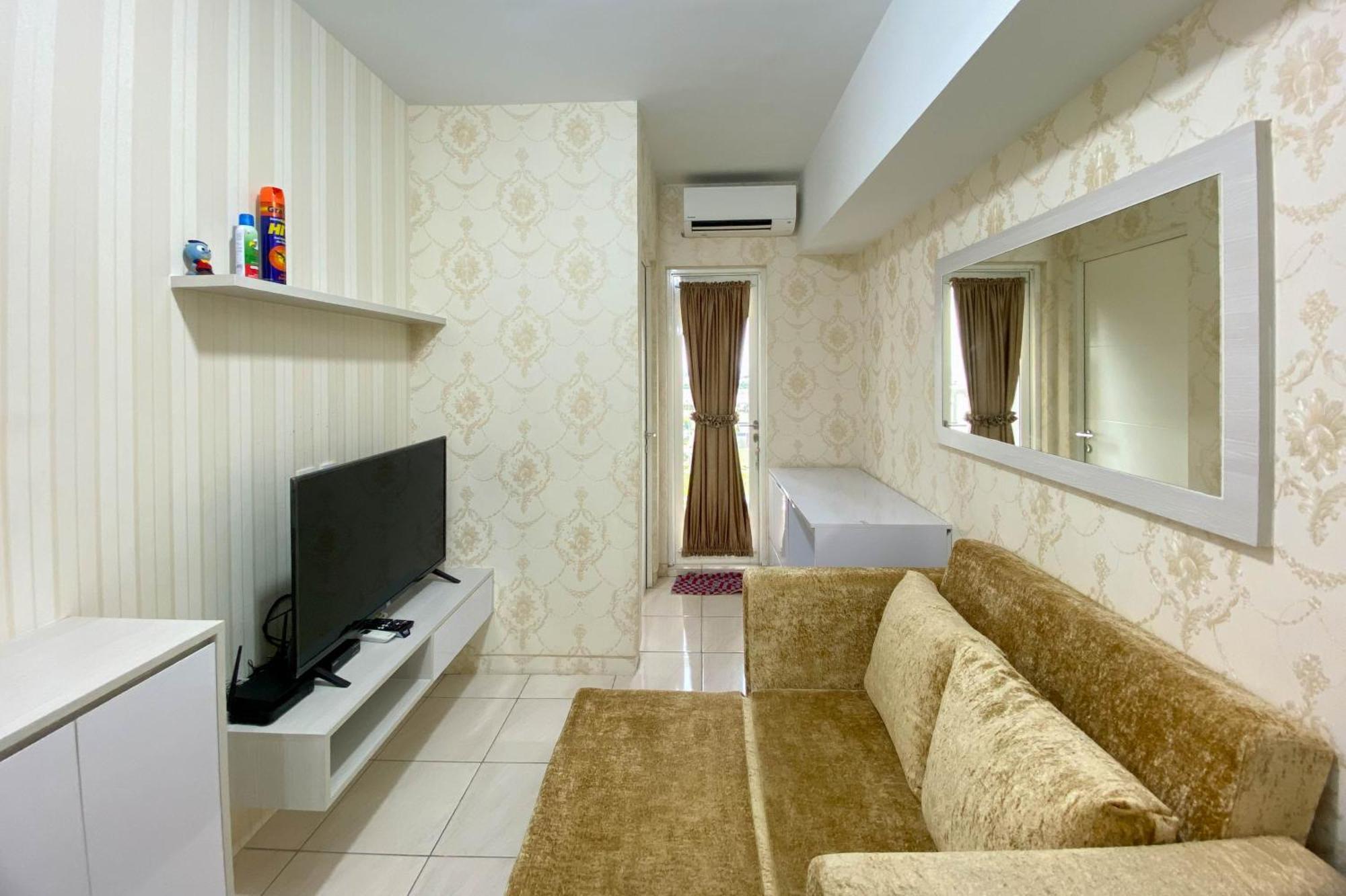 Homey And Comfort 2br At Springlake Summarecon By Travelio *